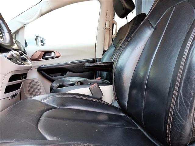 2017 Chrysler Pacifica Touring-L