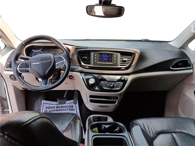 2017 Chrysler Pacifica Touring-L