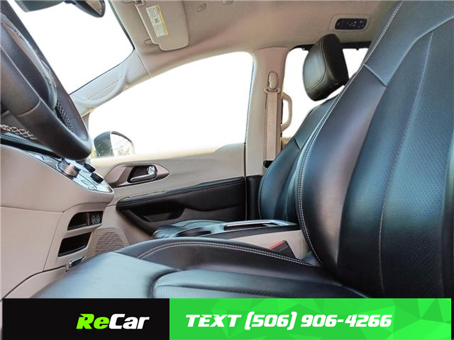 2023 Chrysler Pacifica Touring-L