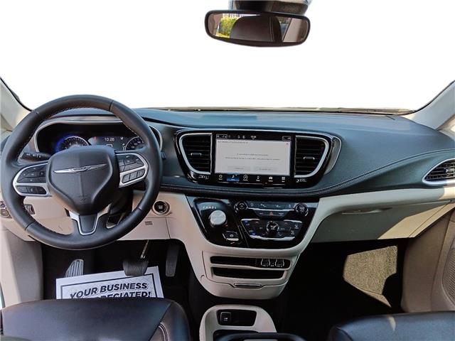 2023 Chrysler Pacifica Touring-L