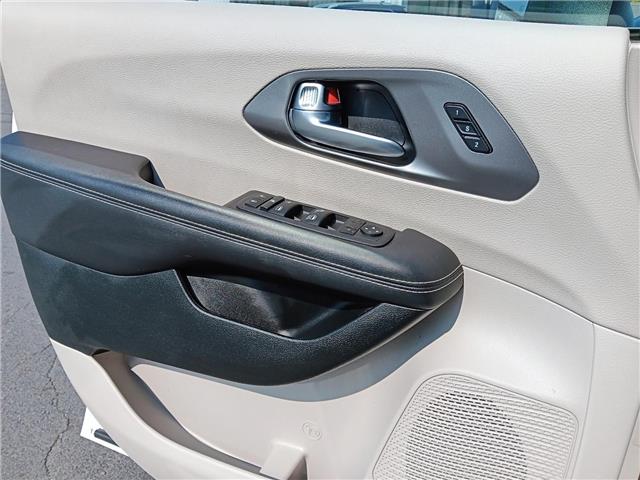 2023 Chrysler Pacifica Touring-L