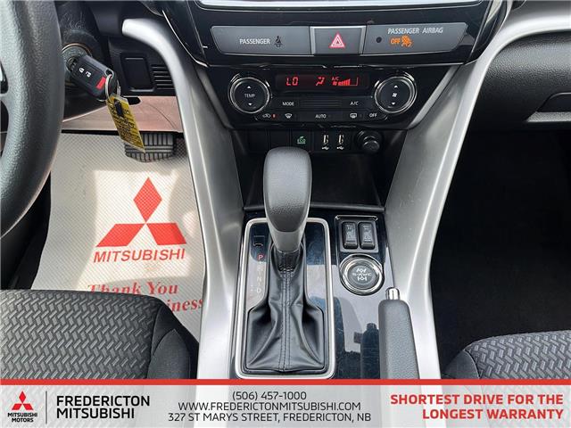 2022 Mitsubishi Eclipse Cross ES