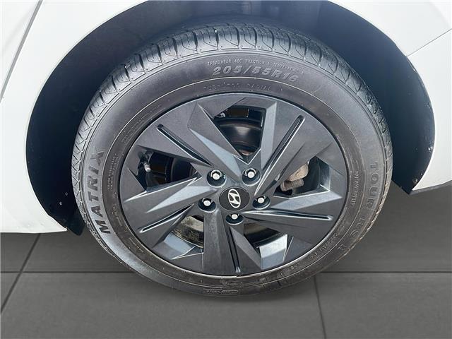 2022 Hyundai Elantra Preferred