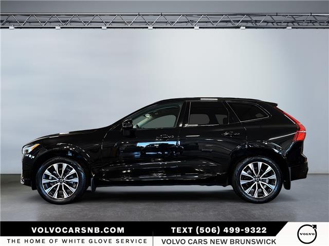 2024 Volvo XC60 B5 Core Dark Theme