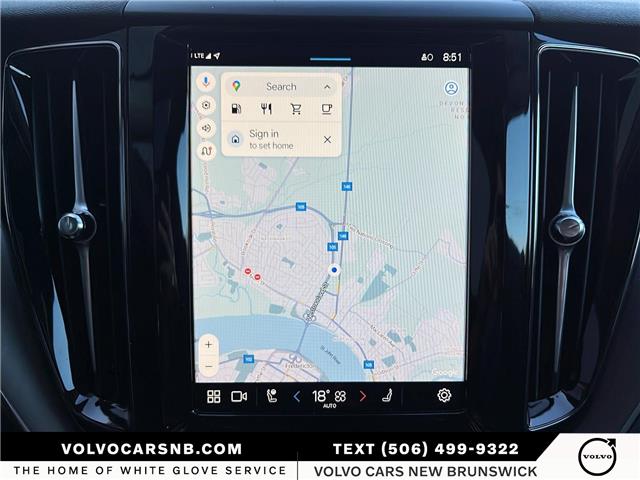2024 Volvo XC60 B5 Core Dark Theme