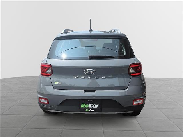 2023 Hyundai Venue Ultimate w/Black Interior (IVT)