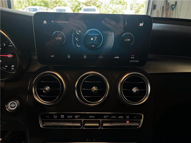 2022 Mercedes-Benz GLC 300 