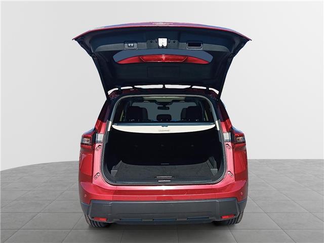 2024 Nissan Rogue SV Moonroof