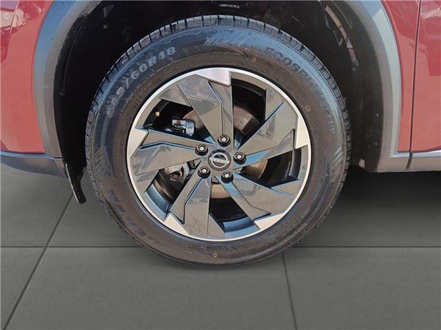 2024 Nissan Rogue SV Moonroof