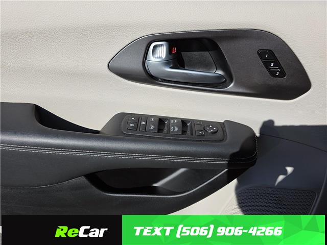 2024 Chrysler Pacifica Touring-L