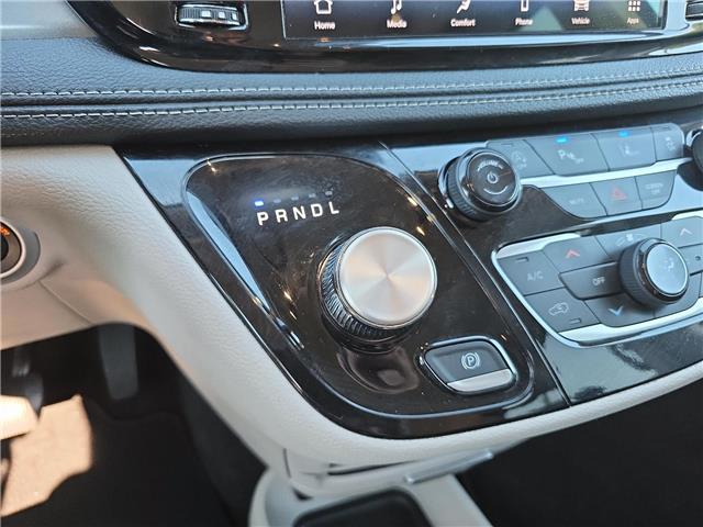 2024 Chrysler Pacifica Touring-L