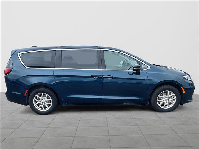 2024 Chrysler Pacifica Touring-L
