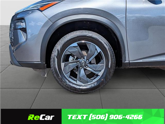 2024 Nissan Rogue SV Moonroof