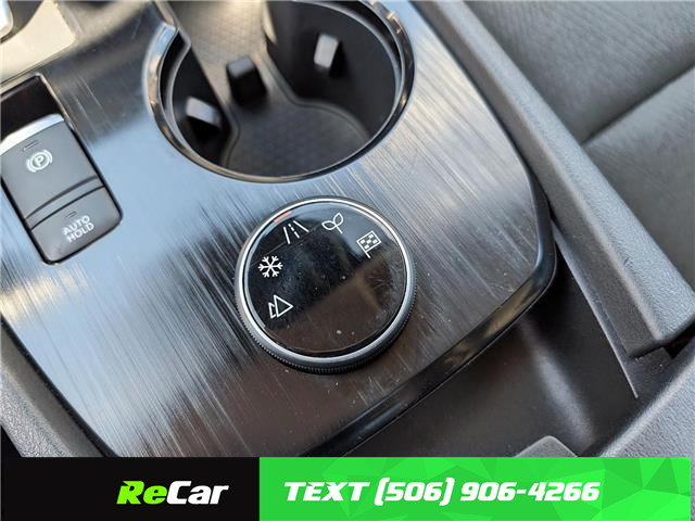 2024 Nissan Rogue SV Moonroof