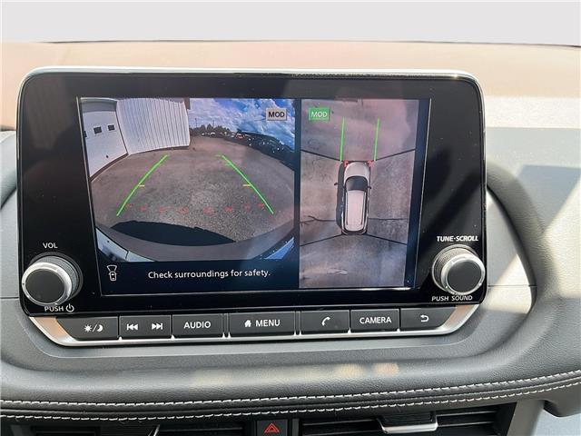 2023 Nissan Rogue SV Moonroof