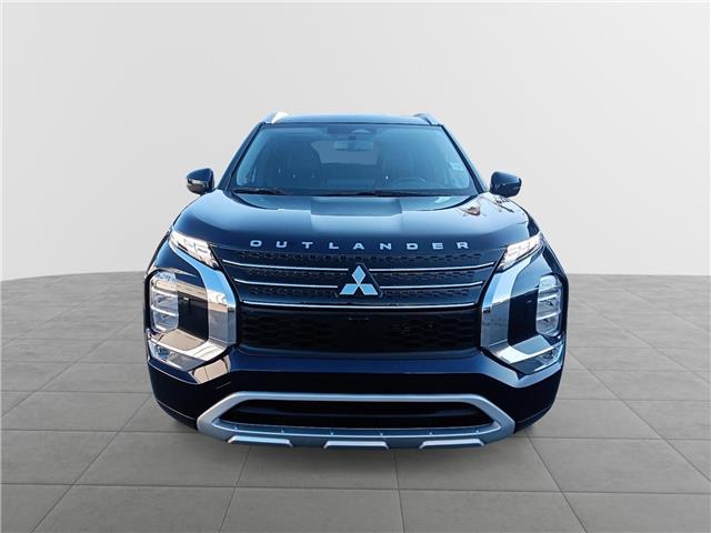 2024 Mitsubishi Outlander Plug-In Hybrid LE