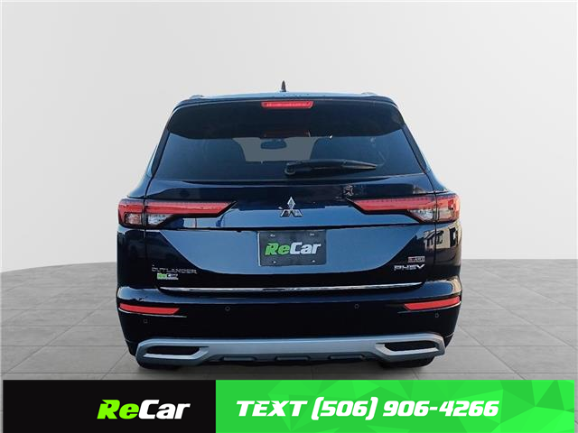 2024 Mitsubishi Outlander Plug-In Hybrid LE