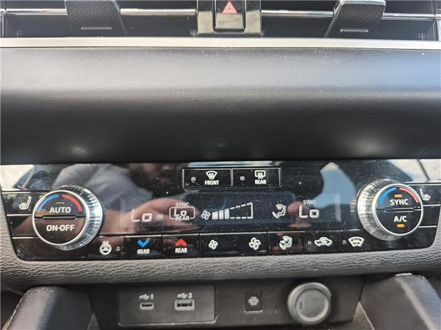 2025 Mitsubishi Outlander PHEV SEL