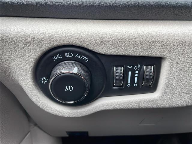 2023 Chrysler Pacifica Touring-L