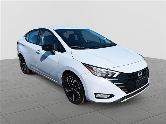 2023 Nissan Versa SR
