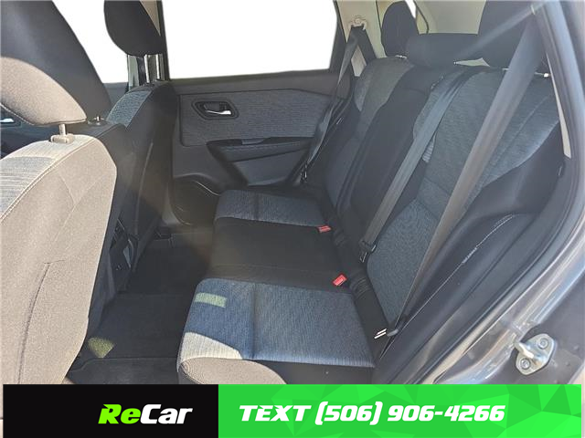 2023 Nissan Rogue SV Moonroof