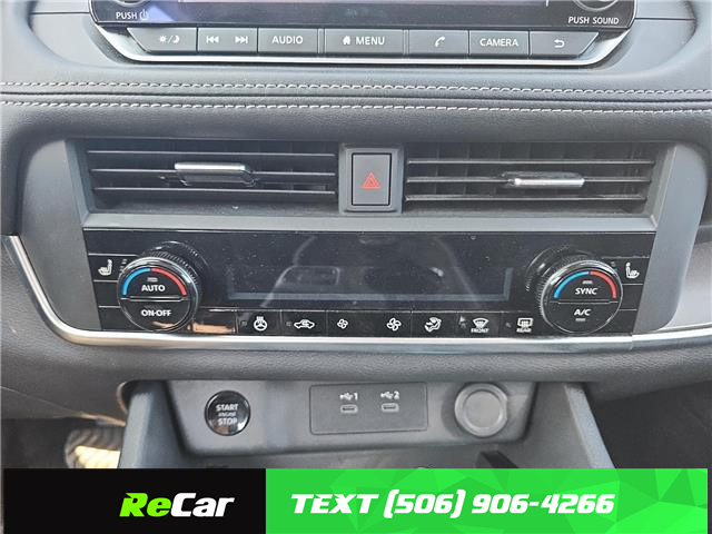 2024 Nissan Rogue SV Moonroof