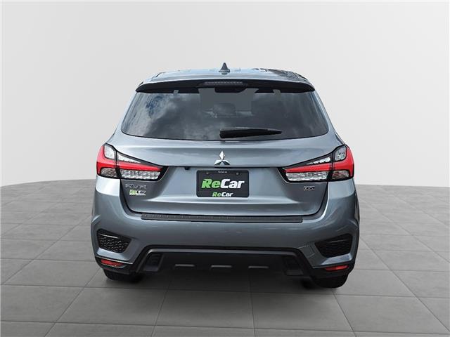 2022 Mitsubishi RVR SE