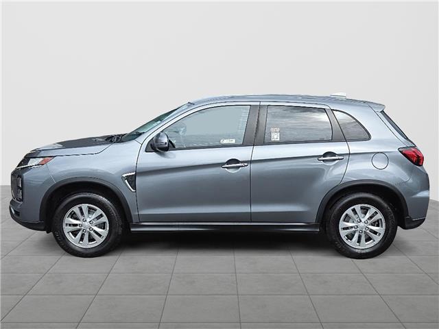 2022 Mitsubishi RVR SE