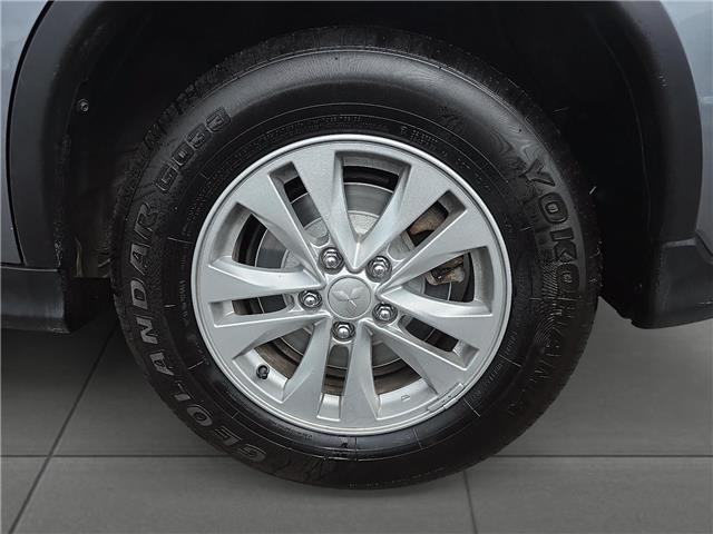 2022 Mitsubishi RVR SE