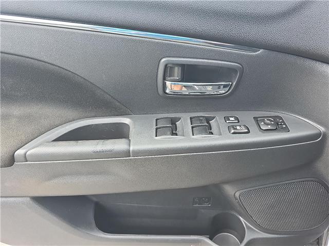 2022 Mitsubishi RVR SE