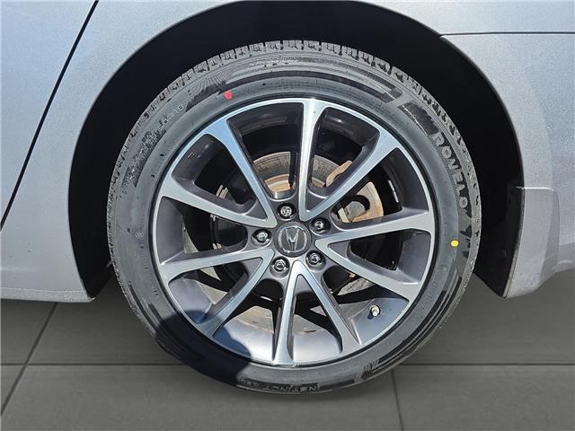 2017 Acura TLX 