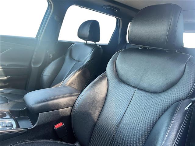 2020 Hyundai Santa Fe Preferred 2.4 w/Sun & Leather Package