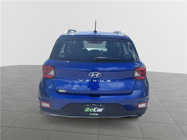 2023 Hyundai Venue Preferred w/Two-Tone