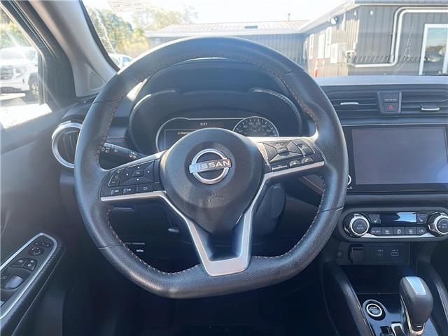 2023 Nissan Versa SR
