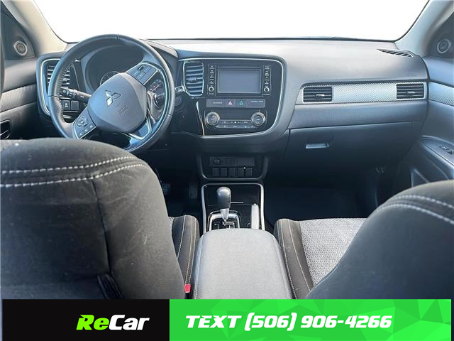 2017 Mitsubishi Outlander ES