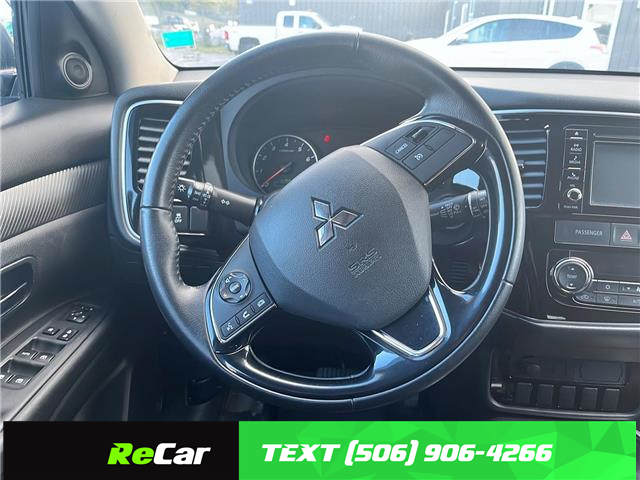 2017 Mitsubishi Outlander ES