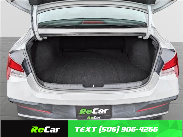 2024 Hyundai Elantra Preferred