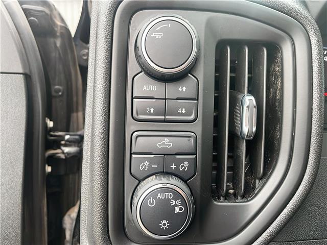 2022 Chevrolet Silverado 1500 Custom Trail Boss