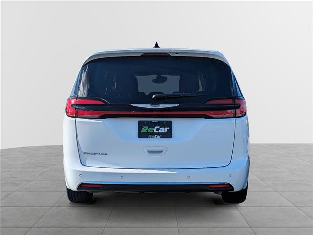 2024 Chrysler Pacifica Touring-L