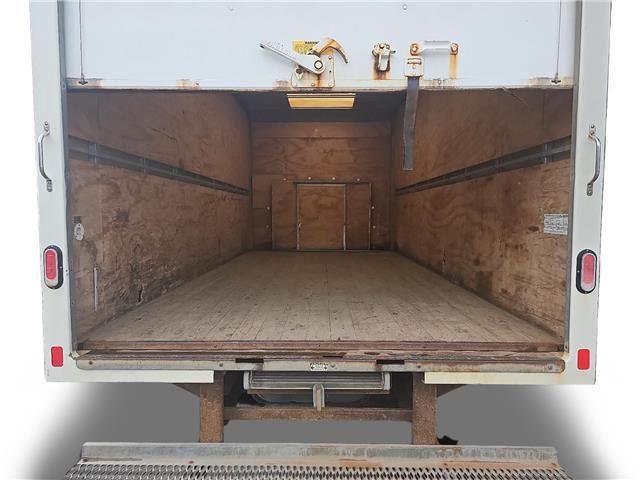 2022 Ford E-450 Cutaway 