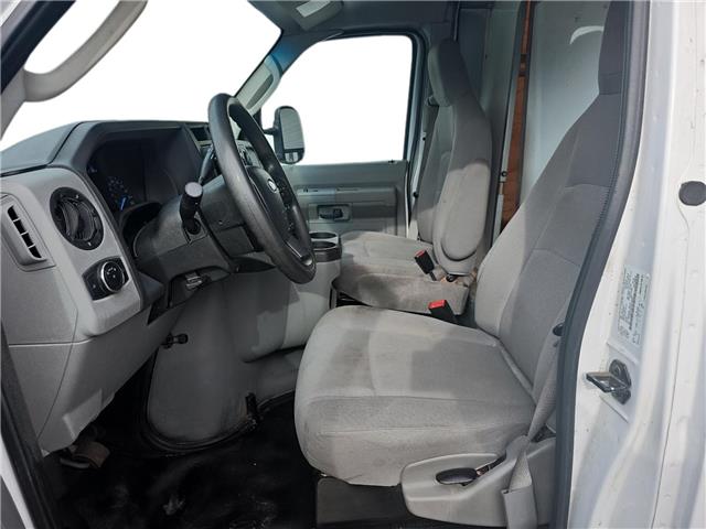 2022 Ford E-450 Cutaway 