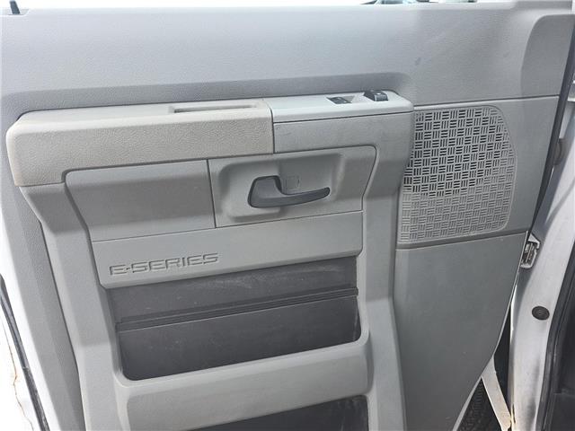 2022 Ford E-450 Cutaway 