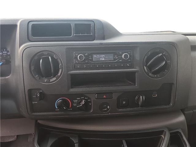 2022 Ford E-450 Cutaway 