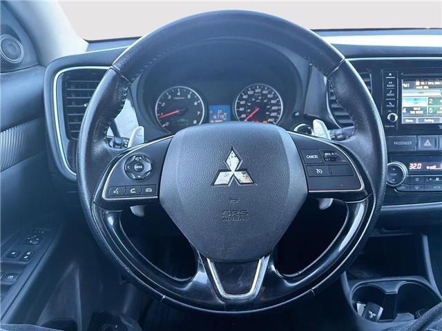 2016 Mitsubishi Outlander SE