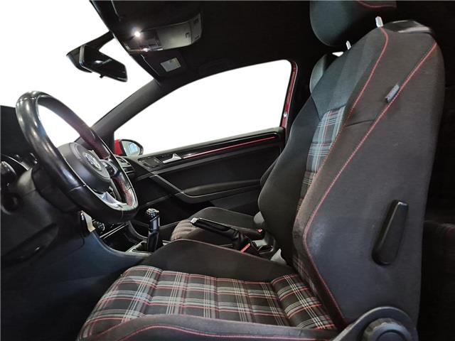 2017 Volkswagen Golf GTI 3-Door Autobahn