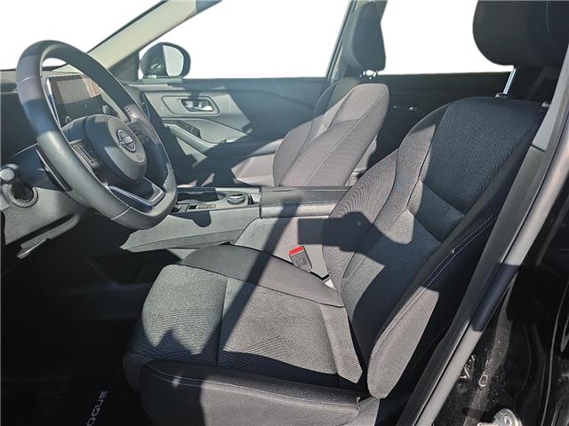 2024 Nissan Rogue SV Moonroof