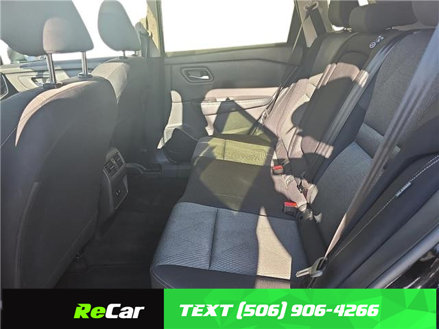 2024 Nissan Rogue SV Moonroof