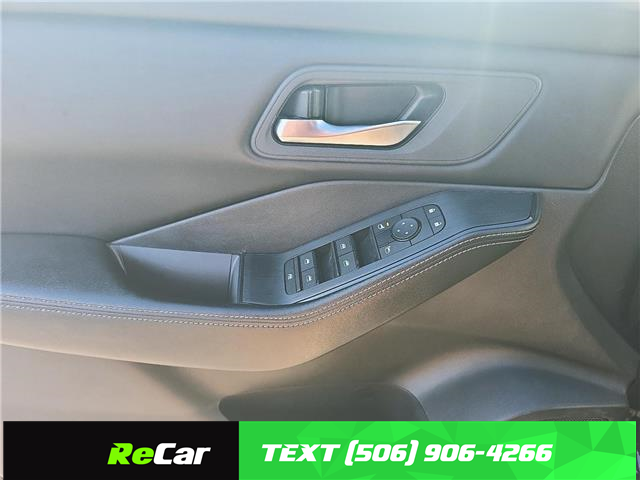 2024 Nissan Rogue SV Moonroof