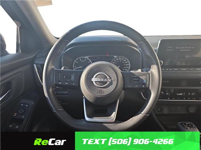 2024 Nissan Rogue SV Moonroof