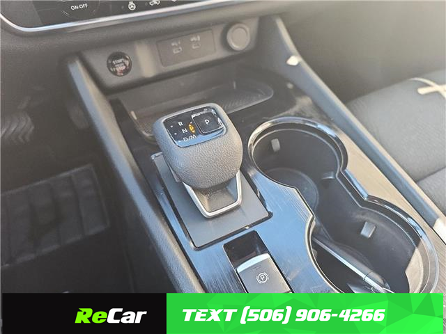 2024 Nissan Rogue SV Moonroof